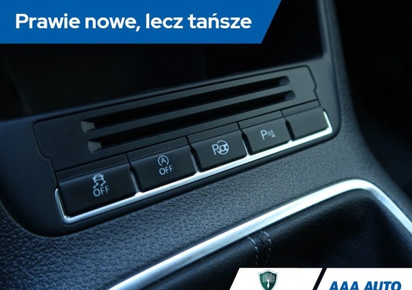 Volkswagen Tiguan cena 50000 przebieg: 179763, rok produkcji 2013 z Cieszanów małe 301